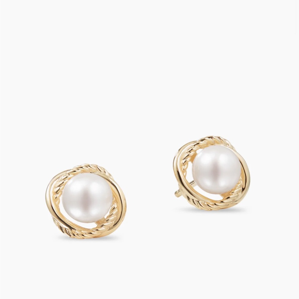 David Yurman Crossover Infinity Pearl Stud Earrings
18K Yellow Gold